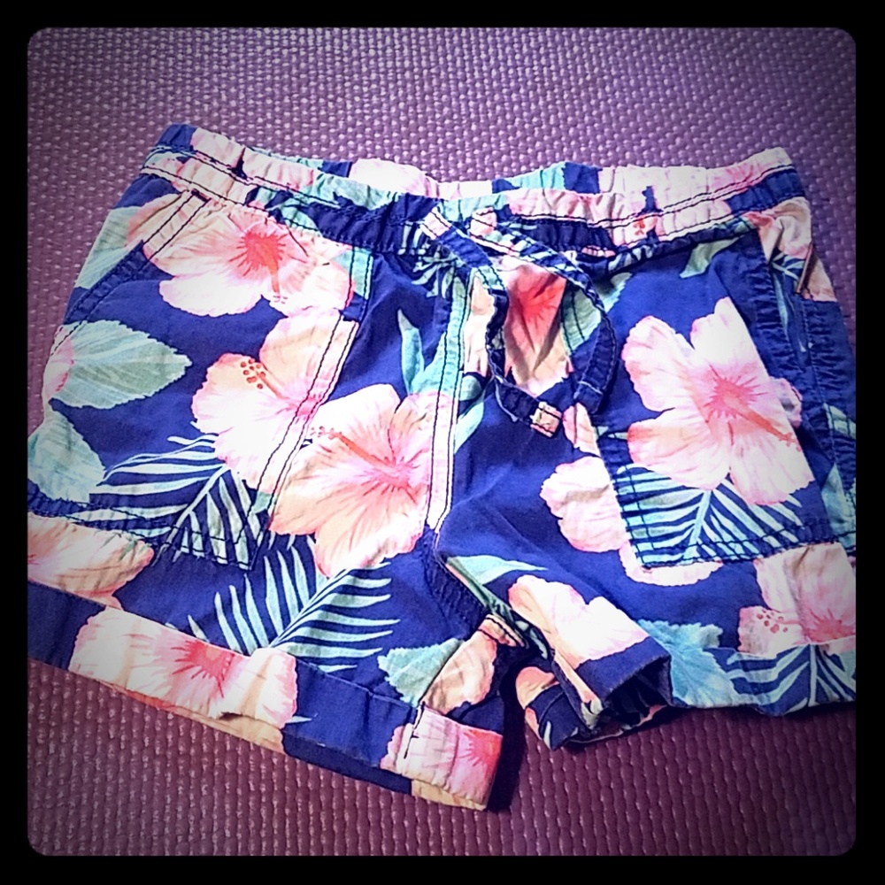Hawaiian flower shorts